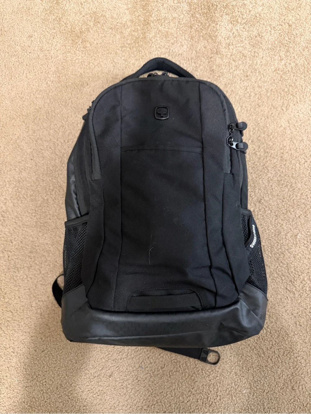 SWISSGEAR Everyday Laptop Backpack - Sleek design